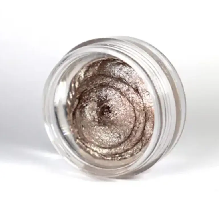 Highlighter Mousse Vintage Bronze from ECKART's Drama Drama Baby Concept